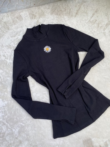 بلوز یقه ۳ سانتی بابونه مشکی