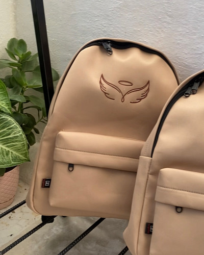 کوله بیسیک بال کرم